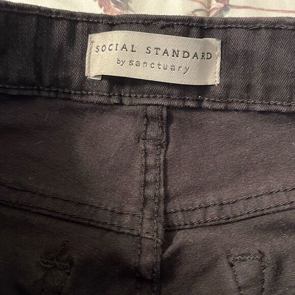 Social Standard by Sanctuary Ankle Skinny Camo Jeans - Picture 6 of 7